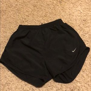 Black nike drifit shorts